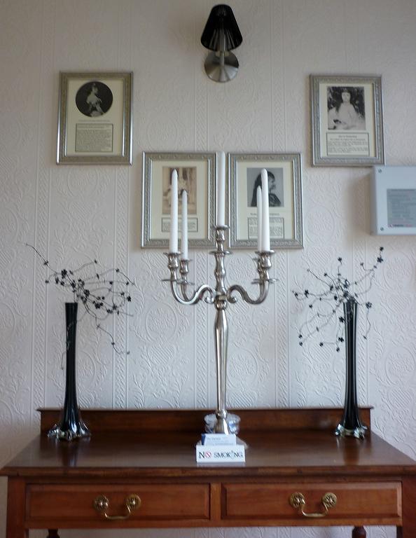 חלנדודנו The Carmen Guesthouse (Adults Only) מראה חיצוני תמונה